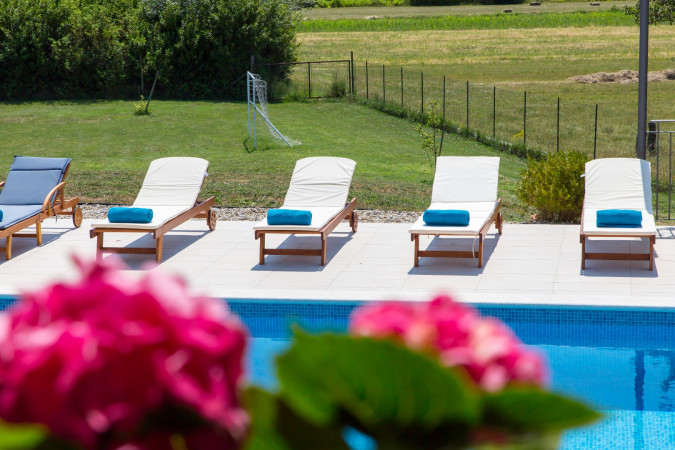 Comfort and enjoyment for up to 8 people, Villa Dani with pool and playground, Salakovci - Labin, Istria - Croatia Salakovci